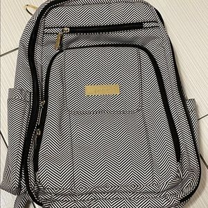 JuJuBe BRB (Be Right Back)